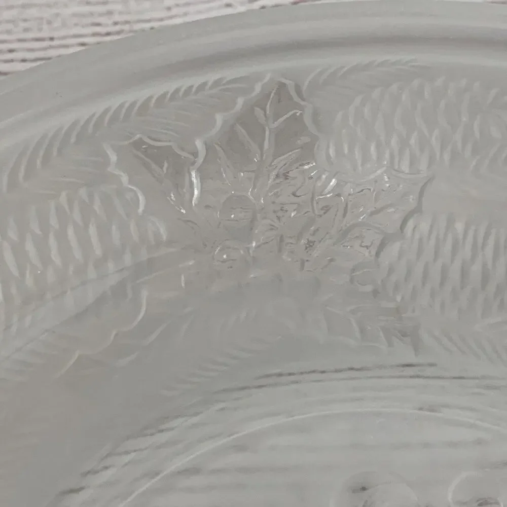 Vintage Celebrations Crystal Clear Frosted Plate Season Greetings Candle Dish 8